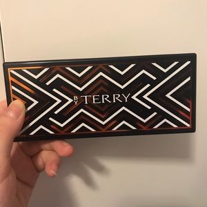 By terry Sun Designer Palette 2 light&tan vibes